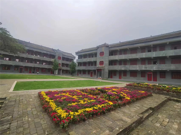 院内景物